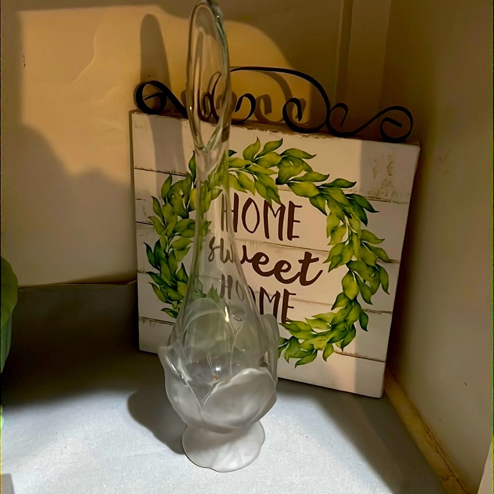 Vintage Viking Glass Cabbage Leaf Swung Glass Vase Clear Frosted Base 12” MCM